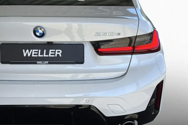 BMW 330 (Seria 3) din 2025 cu 9.171 km - oferta BMW247561 - foto 6
