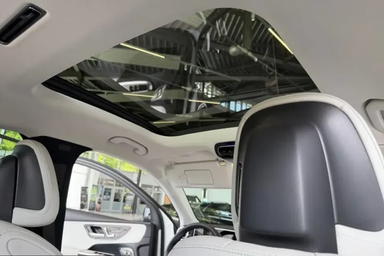 Mercedes-Benz GLC 300 (Clasa GLC) din 2025 cu 26.400 km - oferta MER247565 - foto 5