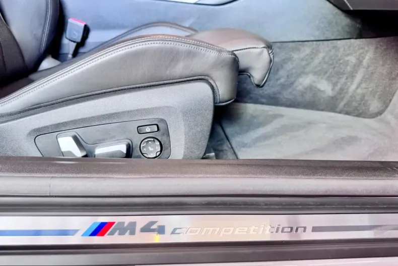 BMW M4 (Seria 4) din 2021 cu 65.404 km - oferta BMW247569 - foto 24