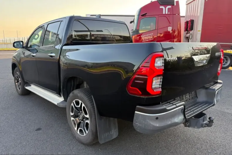 Toyota Hilux din 2022 cu 80.800 km - oferta TOY247573 - foto 7