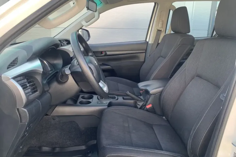 Toyota Hilux din 2025 cu 66.030 km - oferta TOY247574 - foto 8