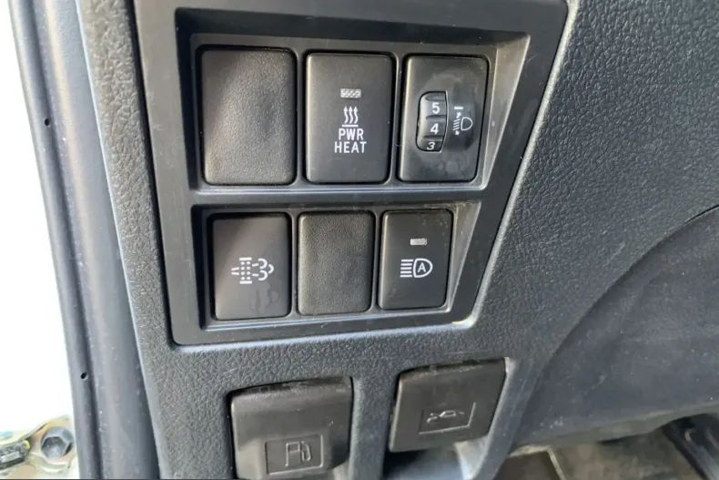Toyota Hilux din 2025 cu 66.030 km - oferta TOY247574 - foto 14