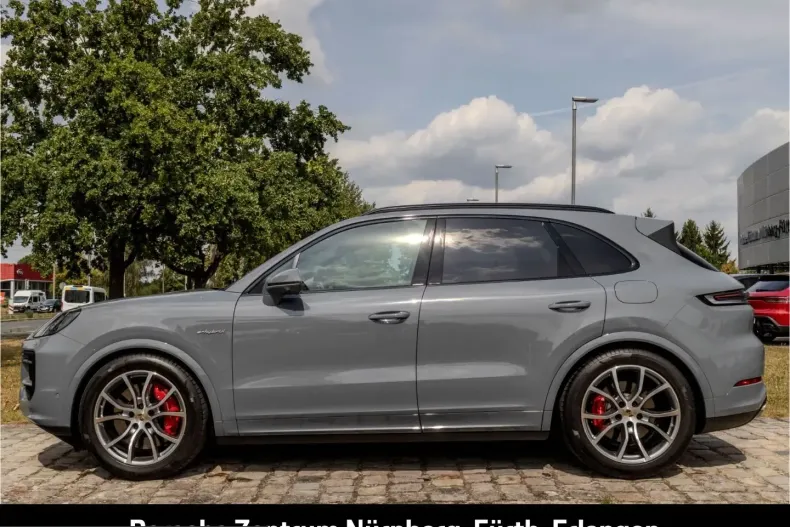 Porsche Cayenne din 2025 cu 19.200 km - oferta POR247576 - foto 3