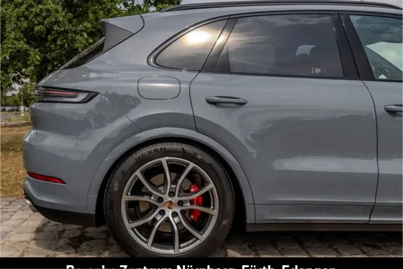 Porsche Cayenne din 2025 cu 19.200 km - oferta POR247576 - foto 16