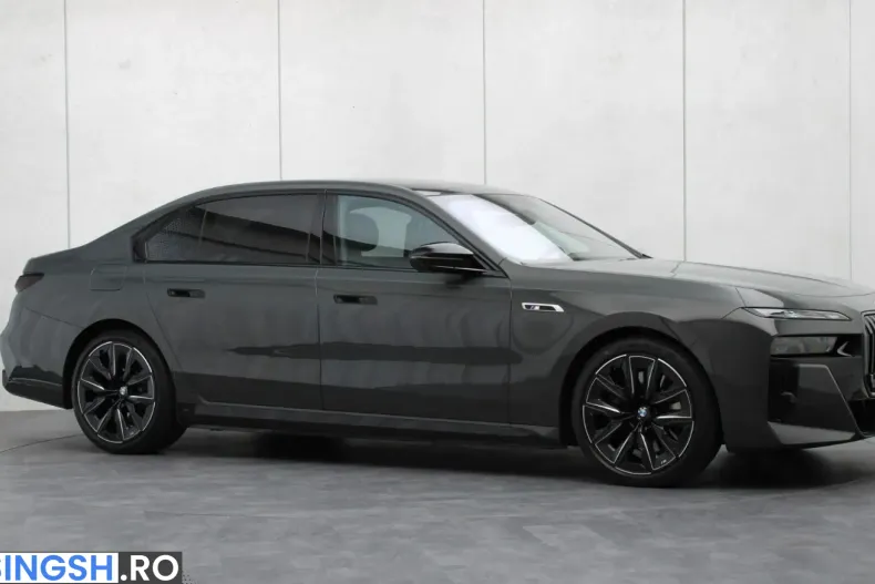 BMW M760 (Seria 7) din 2023 cu 32.109 km - oferta BMW247578 - foto 50