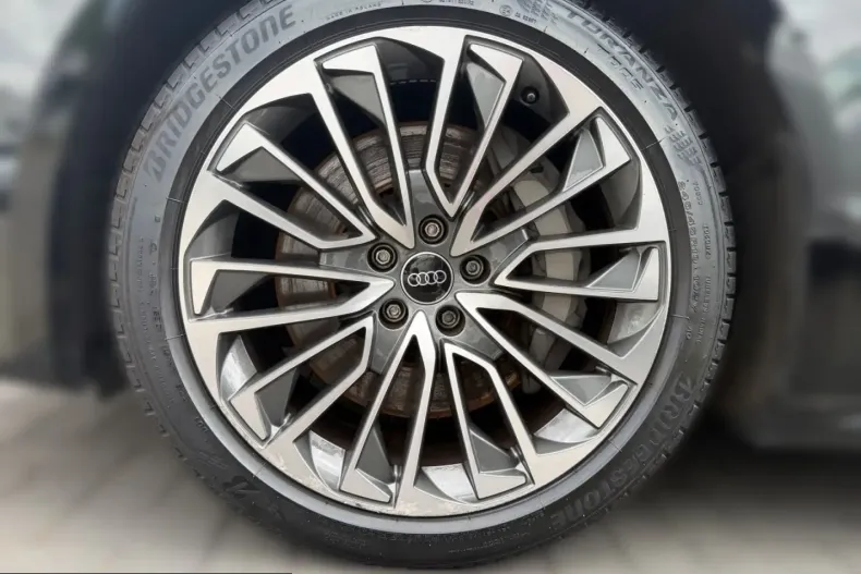 Audi A7 din 2023 cu 88.383 km - oferta AUD247581 - foto 4