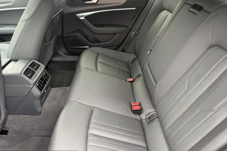 Audi A7 din 2023 cu 88.383 km - oferta AUD247581 - foto 9