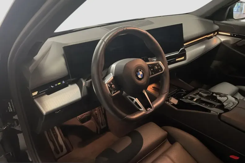 BMW 520 (Seria 5) din 2024 cu 27.265 km - oferta BMW247582 - foto 7