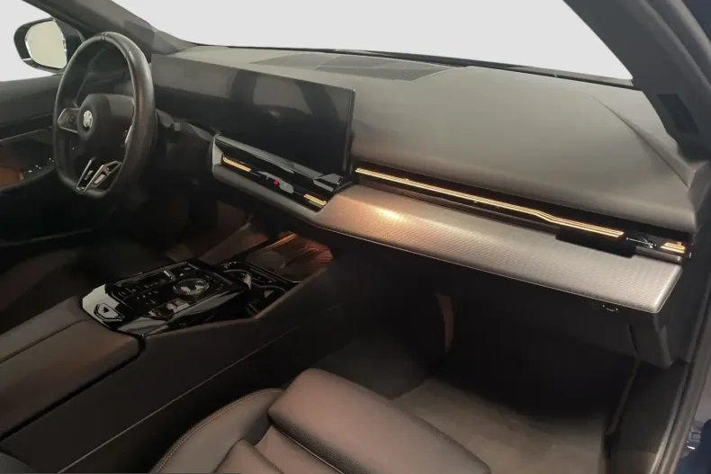 BMW 520 (Seria 5) din 2024 cu 27.265 km - oferta BMW247582 - foto 8