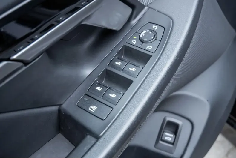BMW 520 (Seria 5) din 2024 cu 48.100 km - oferta BMW247584 - foto 21