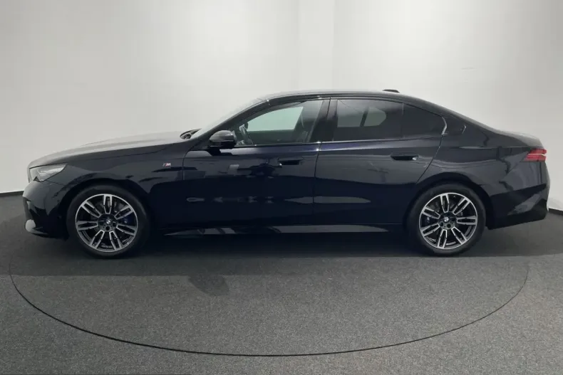 BMW 520 (Seria 5) din 2024 cu 64.705 km - oferta BMW247586 - foto 8