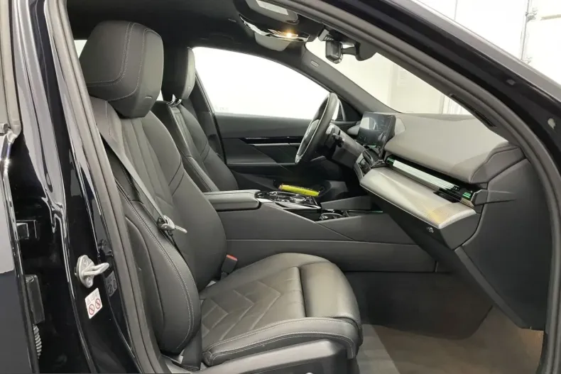 BMW 520 (Seria 5) din 2024 cu 64.705 km - oferta BMW247586 - foto 12