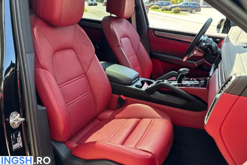 Porsche Cayenne din 2022 cu 42.000 km - oferta POR247596 - foto 7