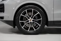 Porsche Cayenne din 2025 cu 11.300 km - oferta POR247601 - foto 6