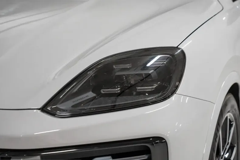 Porsche Cayenne din 2025 cu 11.300 km - oferta POR247601 - foto 14