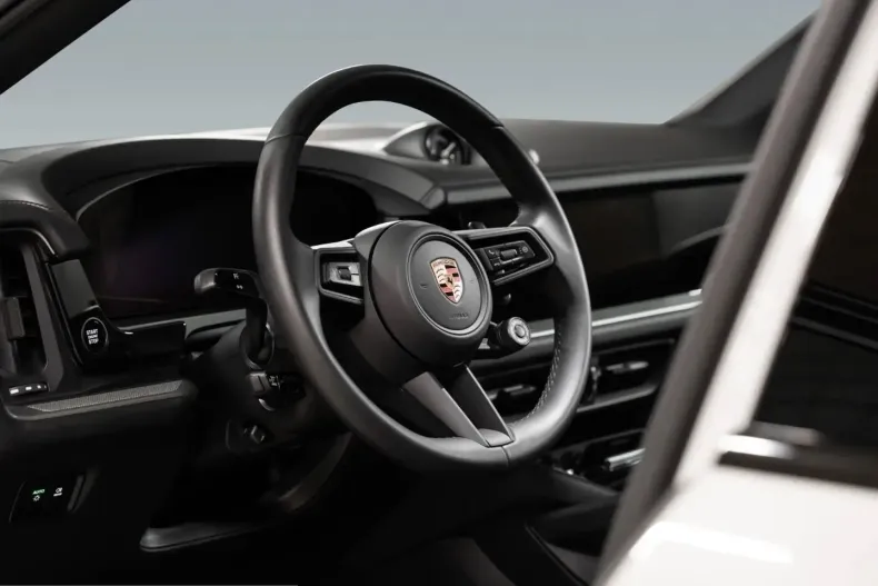 Porsche Cayenne din 2025 cu 11.300 km - oferta POR247601 - foto 30