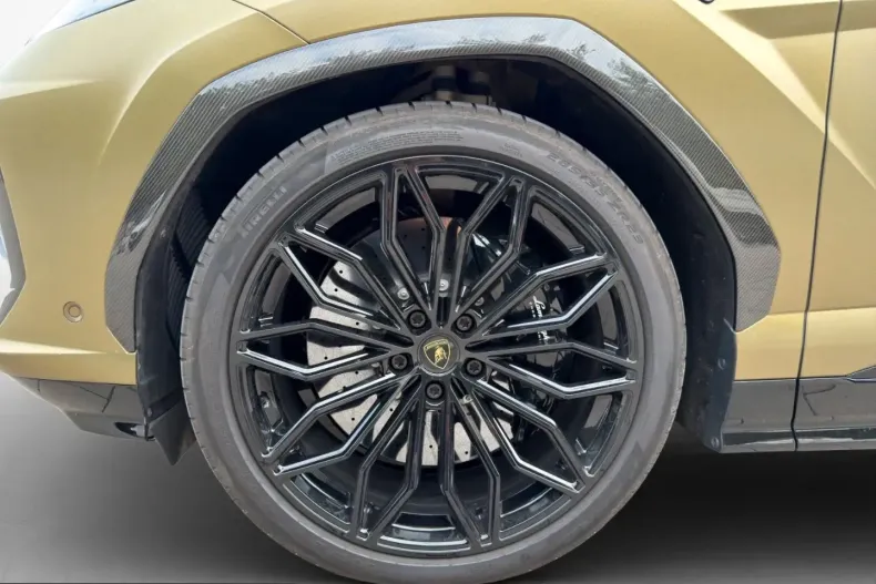 Lamborghini Urus din 2025 cu 8.800 km - oferta LAM247603 - foto 19
