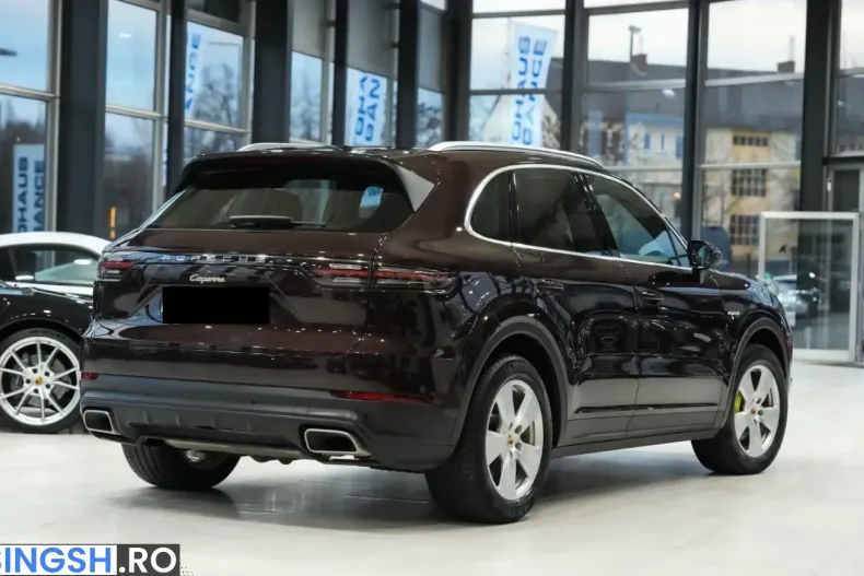 Porsche Cayenne din 2021 cu 69.952 km - oferta POR247604 - foto 2