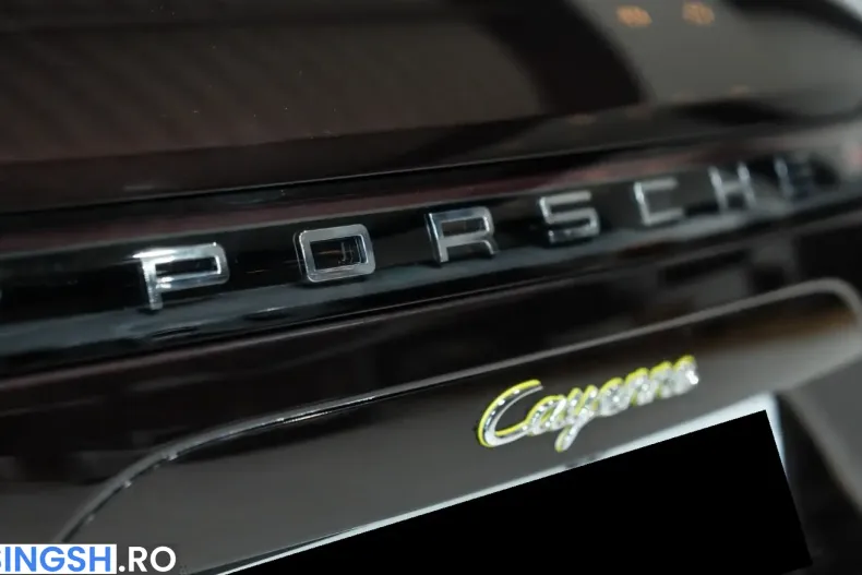 Porsche Cayenne din 2021 cu 69.952 km - oferta POR247604 - foto 20