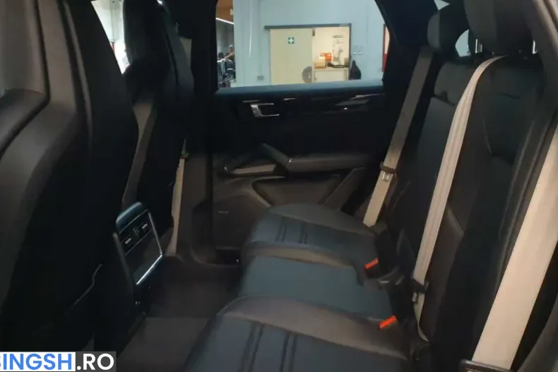 Porsche Cayenne din 2022 cu 57.772 km - oferta POR247605 - foto 16