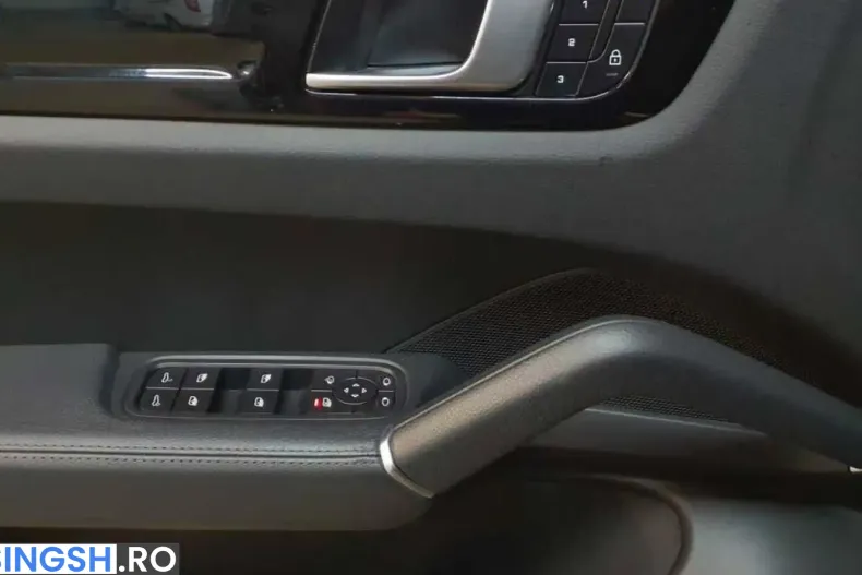 Porsche Cayenne din 2022 cu 57.772 km - oferta POR247605 - foto 17