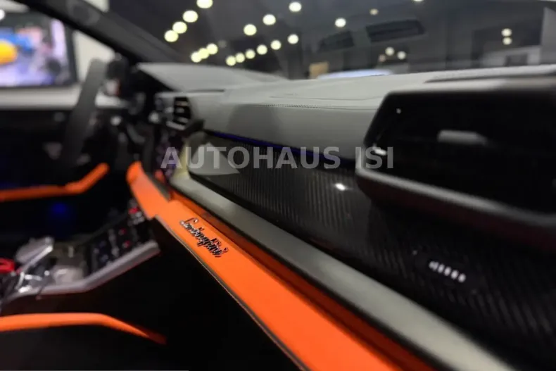 Lamborghini Urus din 2025 cu 2.860 km - oferta LAM247609 - foto 48