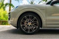 Porsche Cayenne din 2024 cu 49.789 km - oferta POR247613 - foto 5