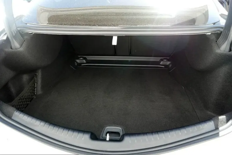 Mercedes-Benz CLE 220 (Clasa CLE) din 2025 cu 19.489 km - oferta MER247616 - foto 9