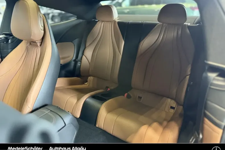 Mercedes-Benz CLE 200 (Clasa CLE) din 2025 cu 16.549 km - oferta MER247618 - foto 8