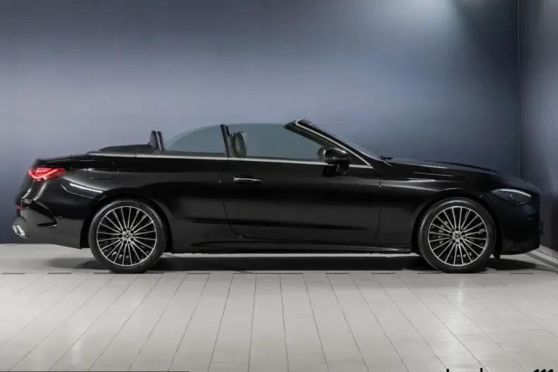 Mercedes-Benz CLE 200 (Clasa CLE) din 2025 cu 27.765 km - oferta MER247619 - foto 5