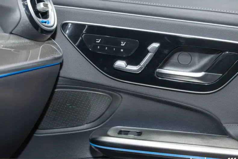 Mercedes-Benz CLE 200 (Clasa CLE) din 2025 cu 27.765 km - oferta MER247619 - foto 12