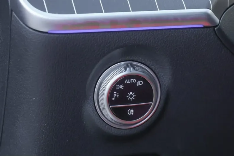 Mercedes-Benz CLE 450 (Clasa CLE) din 2025 cu 5.324 km - oferta MER247626 - foto 11