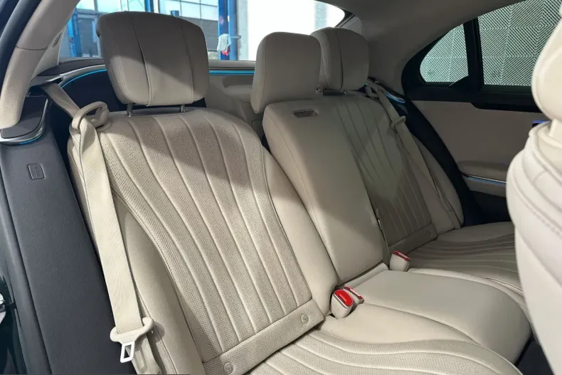 Mercedes-Benz S 400 (Clasa S) din 2023 cu 57.441 km - oferta MER247635 - foto 17