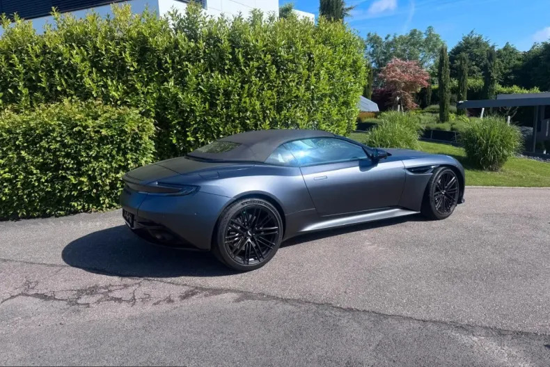 Aston Martin DB12 din 2024 cu 7.500 km - oferta AST247636 - foto 3