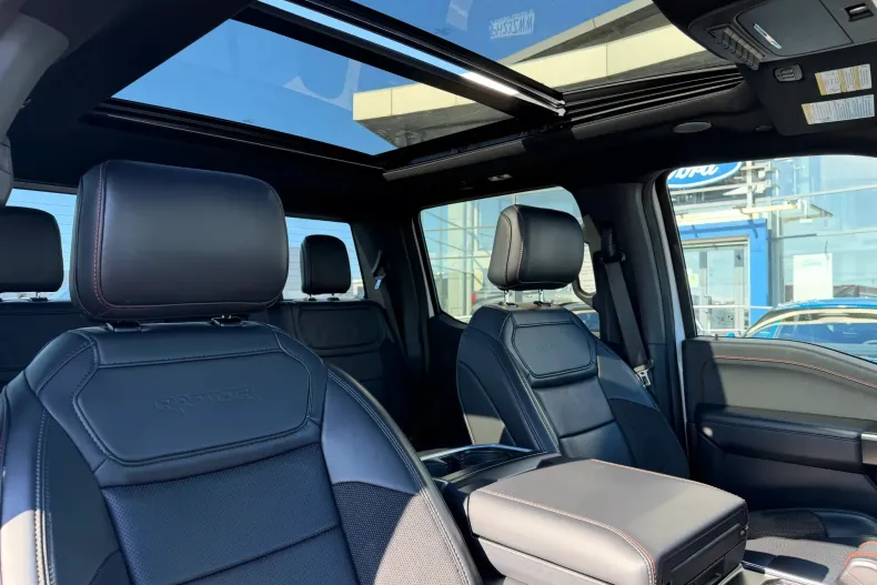 Ford F 150 din 2025 cu 5.000 km - oferta FOR247641 - foto 16