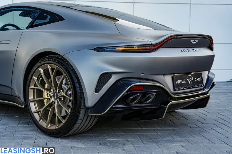Aston Martin V8 Vantage din 2025 cu 2.400 km - oferta AST247643 - foto 2