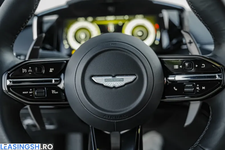 Aston Martin V8 Vantage din 2025 cu 2.400 km - oferta AST247643 - foto 22