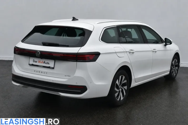 Volkswagen Passat din 2024 cu 30.098 km - oferta VOL247654 - foto 3