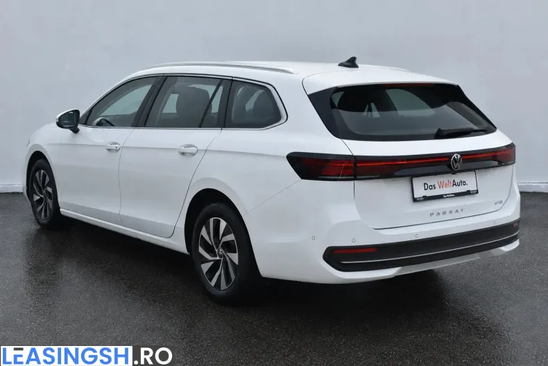 Volkswagen Passat din 2024 cu 30.098 km - oferta VOL247654 - foto 4