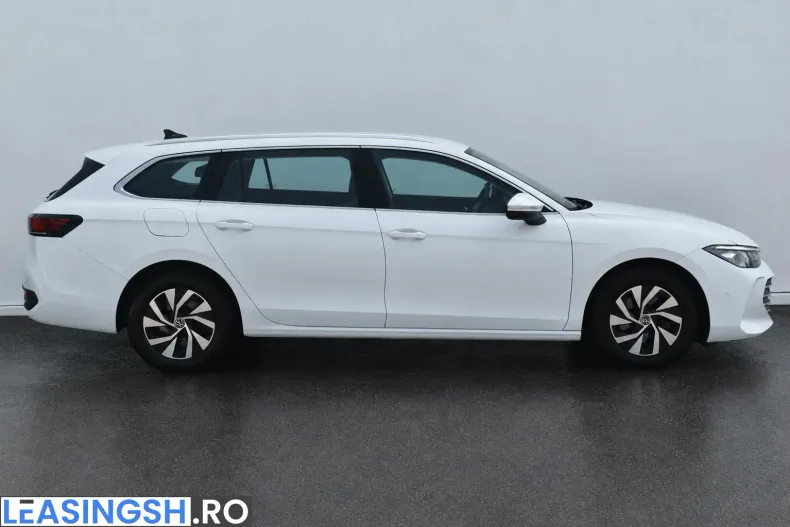Volkswagen Passat din 2024 cu 30.098 km - oferta VOL247654 - foto 8