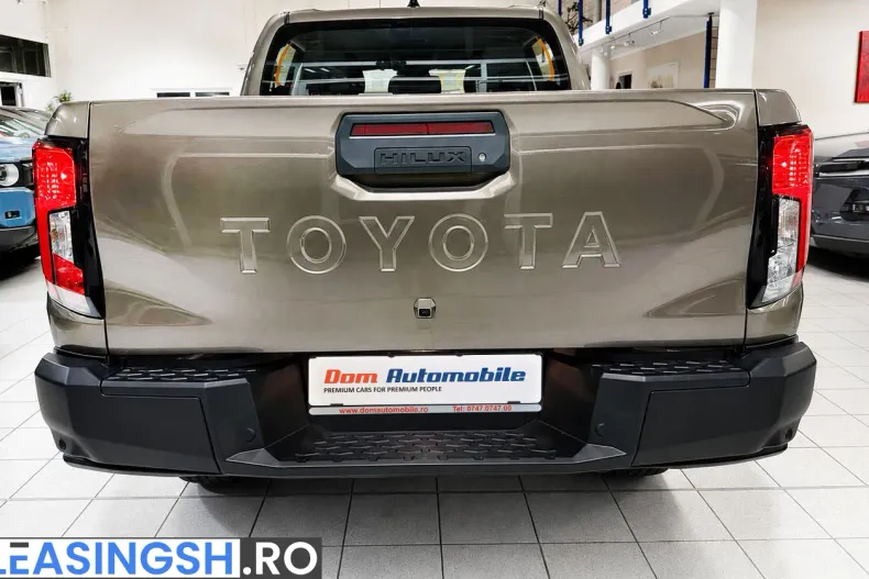 Toyota Hilux din 2026 cu 10 km - oferta TOY247659 - foto 6