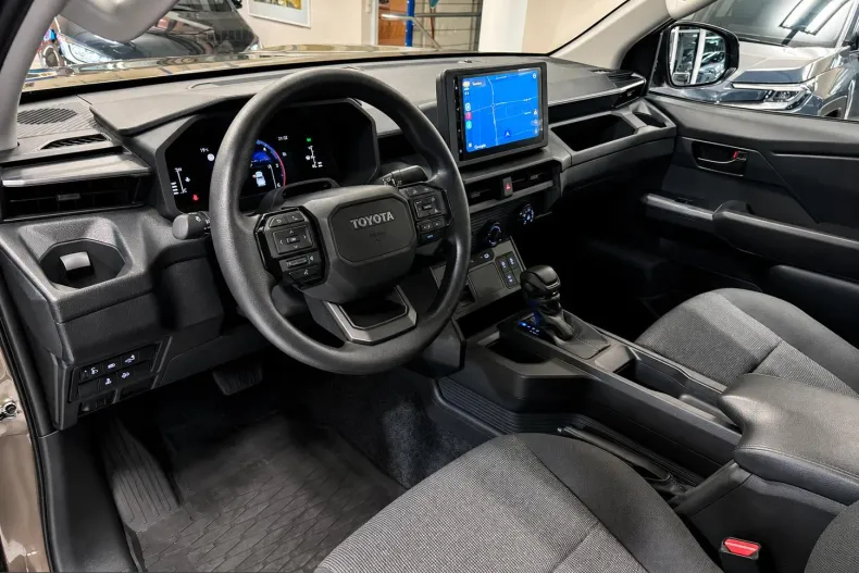 Toyota Hilux din 2026 cu 10 km - oferta TOY247659 - foto 13