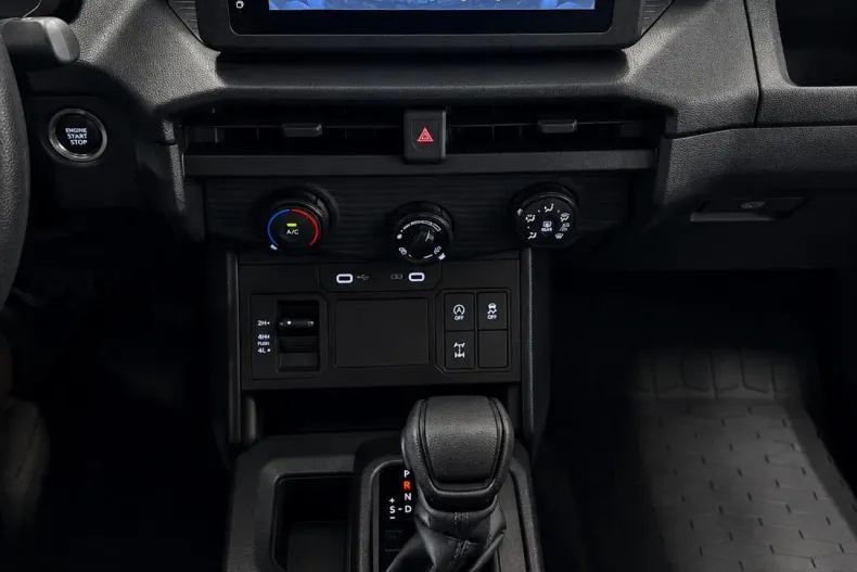 Toyota Hilux din 2026 cu 10 km - oferta TOY247659 - foto 20