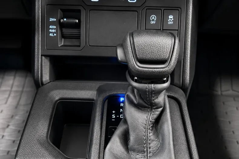 Toyota Hilux din 2026 cu 10 km - oferta TOY247659 - foto 25