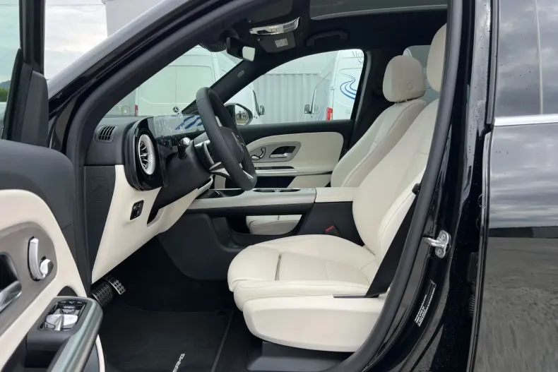 Mercedes-Benz GLB 200 (Clasa GLB) din 2026 cu 10 km - oferta MER247662 - foto 12