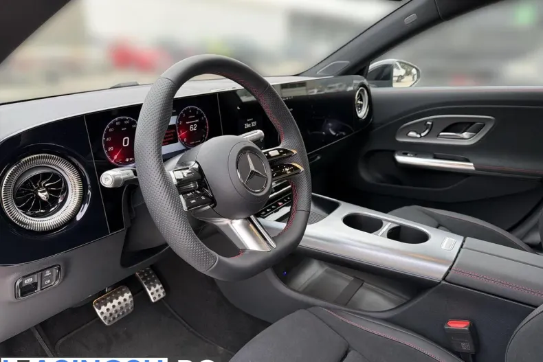 Mercedes-Benz CLA 200 (Clasa CLA) din 2025 cu 8.200 km - oferta MER247665 - foto 9