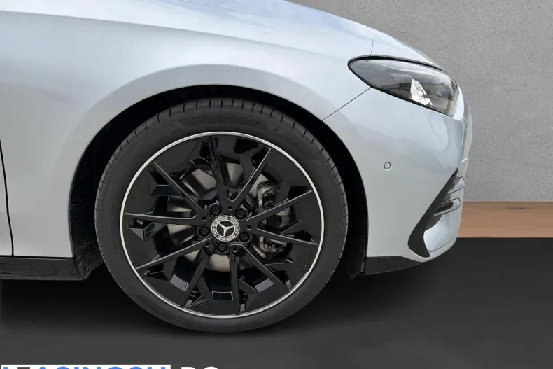 Mercedes-Benz CLA 200 (Clasa CLA) din 2025 cu 8.200 km - oferta MER247665 - foto 15