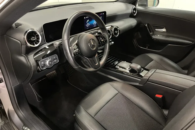 Mercedes-Benz CLA 200 (Clasa CLA) din 2020 cu 101.005 km - oferta MER247670 - foto 5