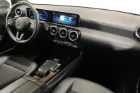 Mercedes-Benz CLA 200 (Clasa CLA) din 2020 cu 101.005 km - oferta MER247670 - foto 8
