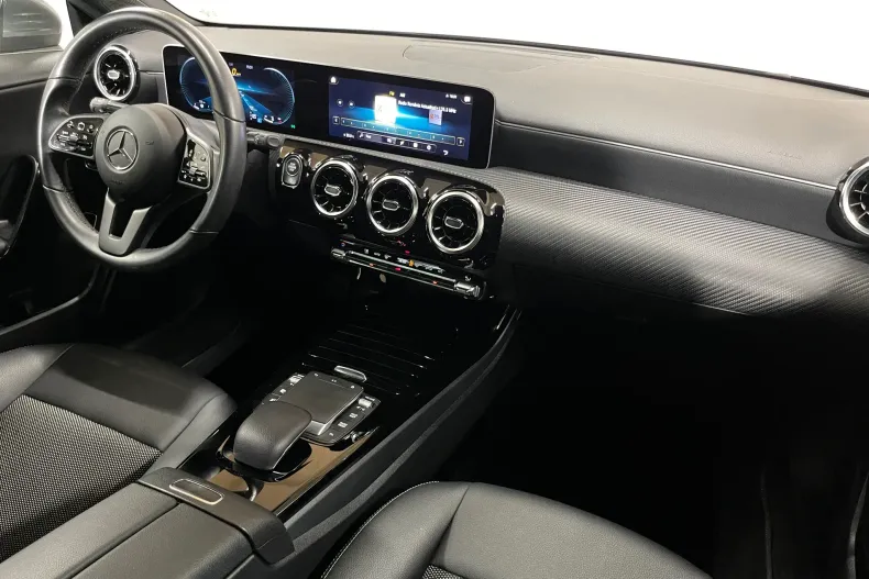 Mercedes-Benz CLA 200 (Clasa CLA) din 2020 cu 101.005 km - oferta MER247670 - foto 8